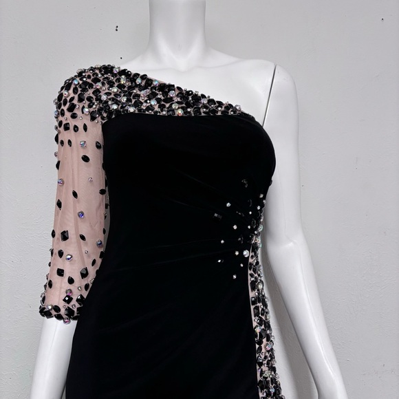 Sherri Hill Black One Shoulder Dress Size 4 - Picture 2 of 15